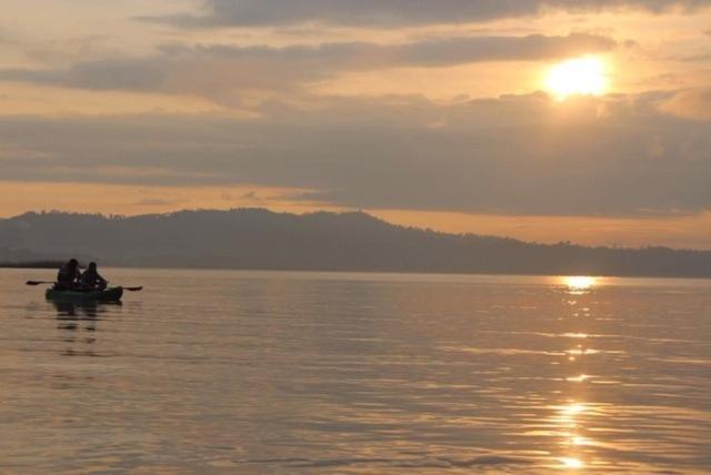 Hospedaje En El Lago San Pedro Sula Esterno foto